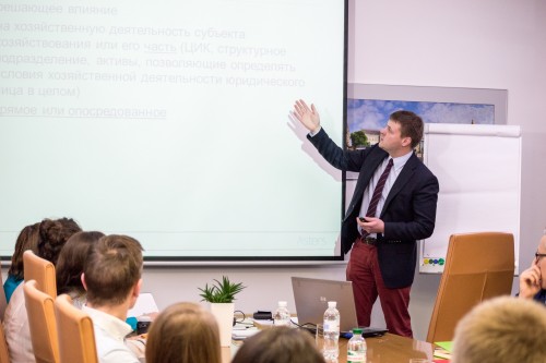 Результат пошуку зображень за запитом "І до ворожки не ходи: майбутнє юридичної професії"